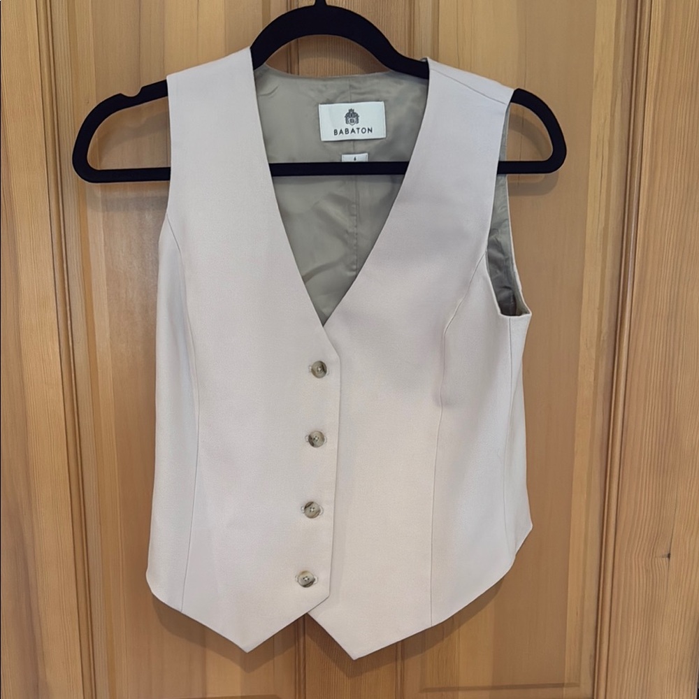 Babaton nwt Cream Buttoned Vest